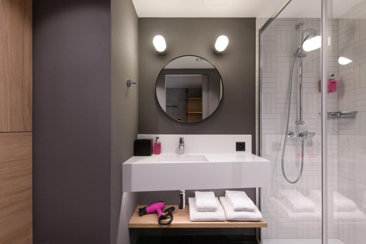 Moxy Sion Hotel Екстериор снимка