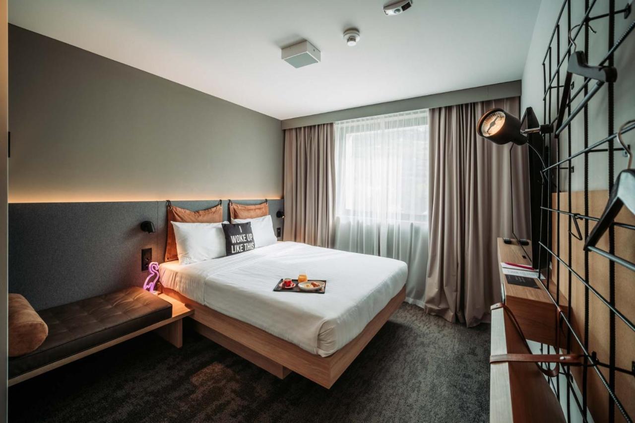 Moxy Sion Hotel Екстериор снимка